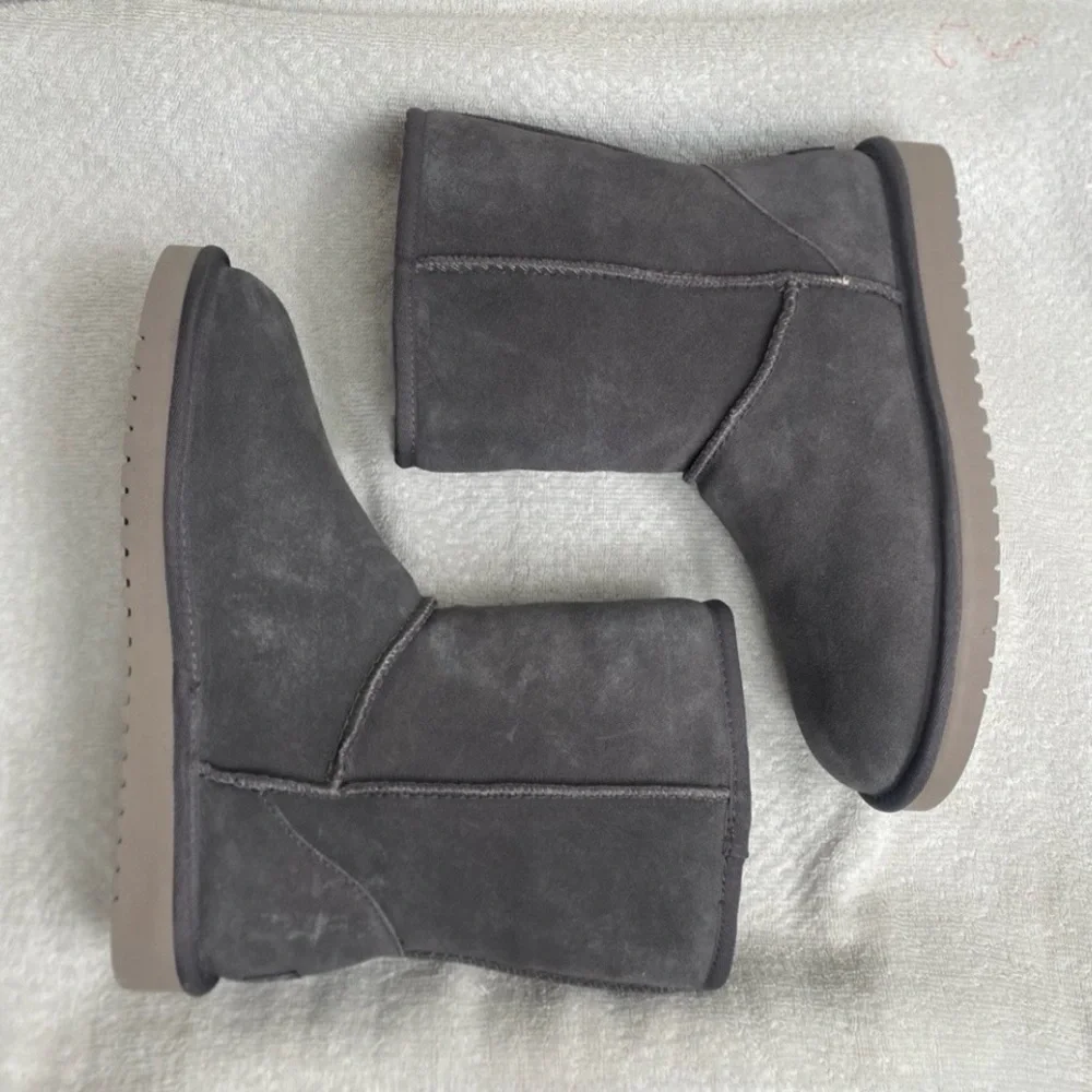 NWOT New Womens Koolaburra by UGG Gray Suede Shearling Lined Boots Size 8 Casual